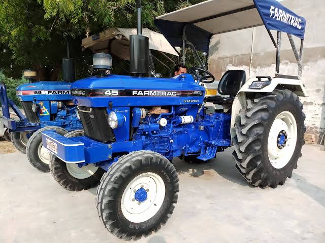 Farmtrac rental in Tractors and farm vehicles category